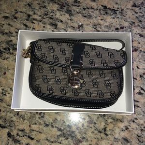 Dooney & Bourke Wristlet